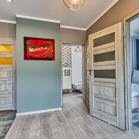 Szary Kamien W Swieradowie Zdroj - 5d *